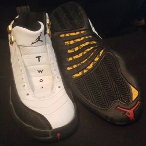 Air Jordan XII Retro Taxi sneakers
